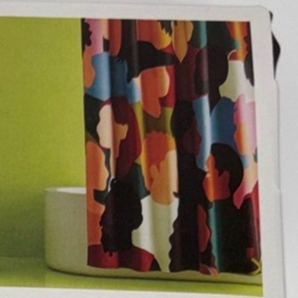Target| Bath| Room Essentials| Shower Curtain

Note: has some pallet dust